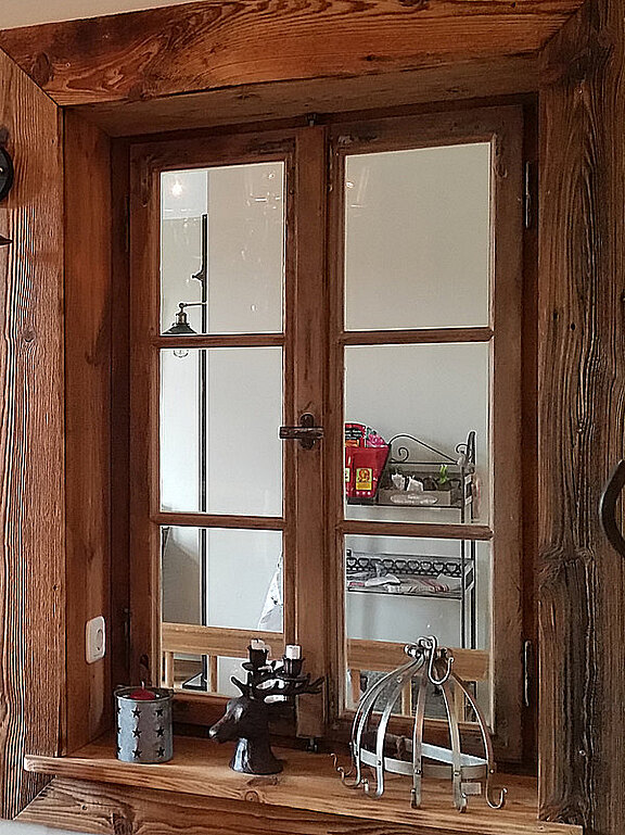 Altholzfenster Raumteiler